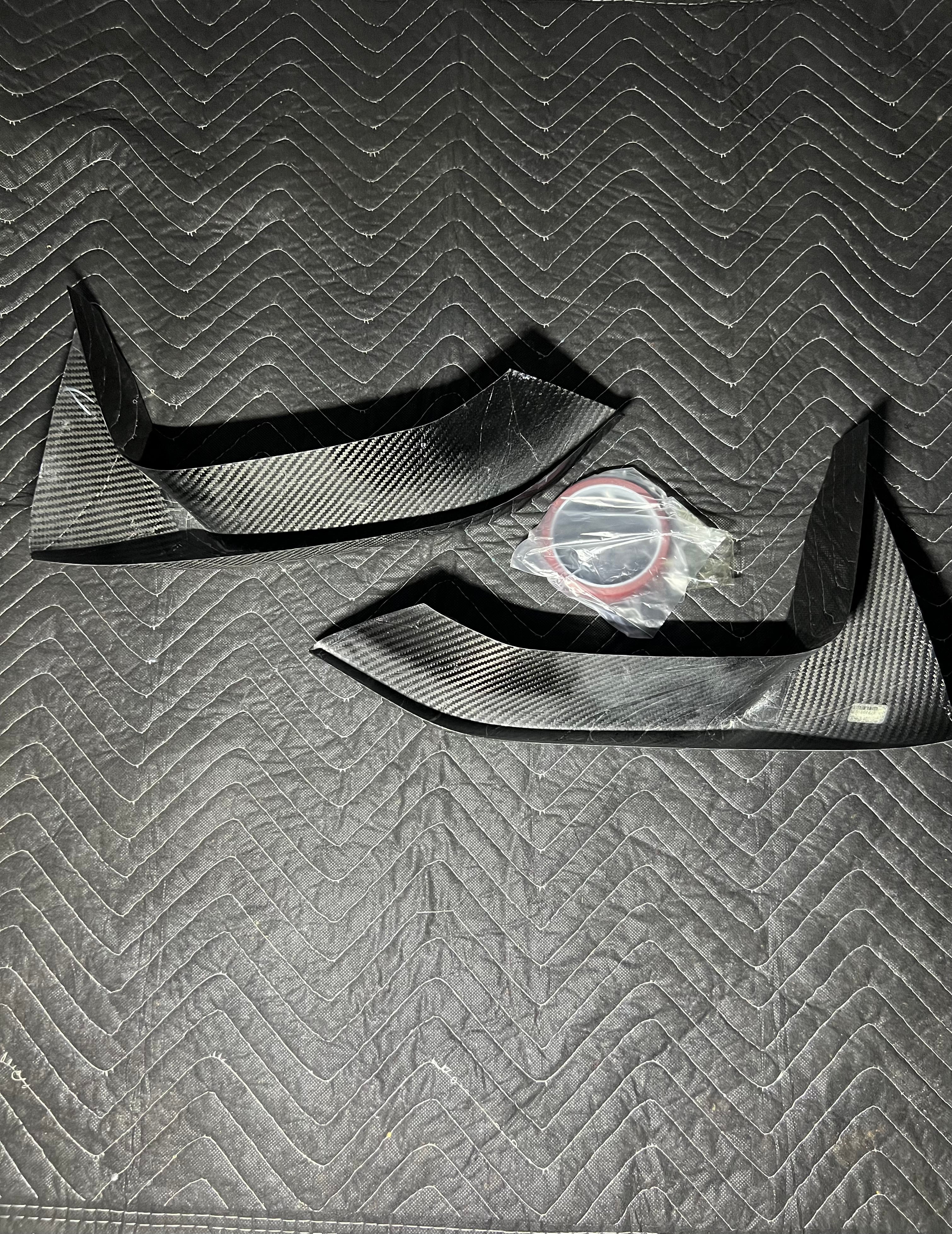 F80 M3/M4 CARBON FIBER LOWER BUMPER SPLITTERS
F80/F82/F83